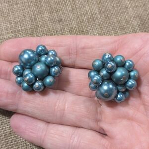 Turquoise Blue Green Vintage Cluster Beaded Clip On Earrings